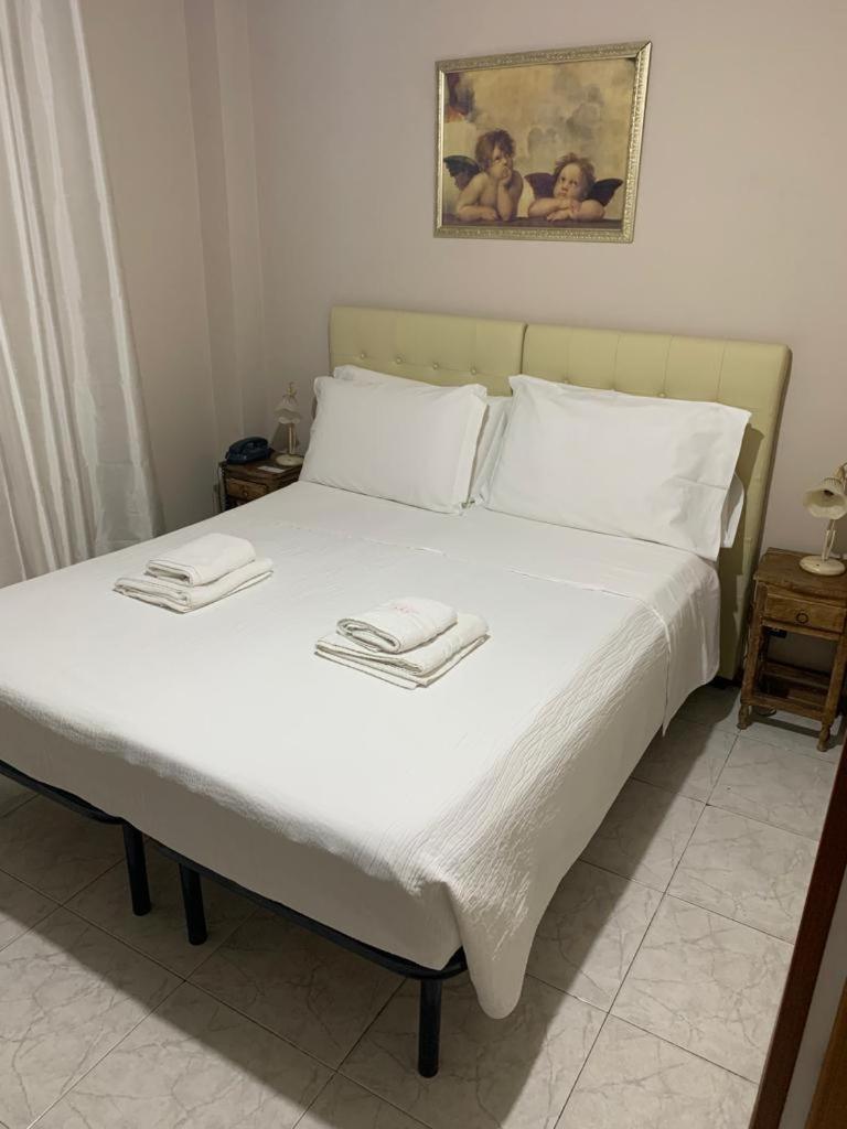 Bed and Breakfast Bb Dante Мессина Экстерьер фото
